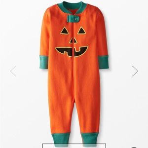 NWT HANNA ANDERSON PUMPKIN ONE PIECE PJS 3T